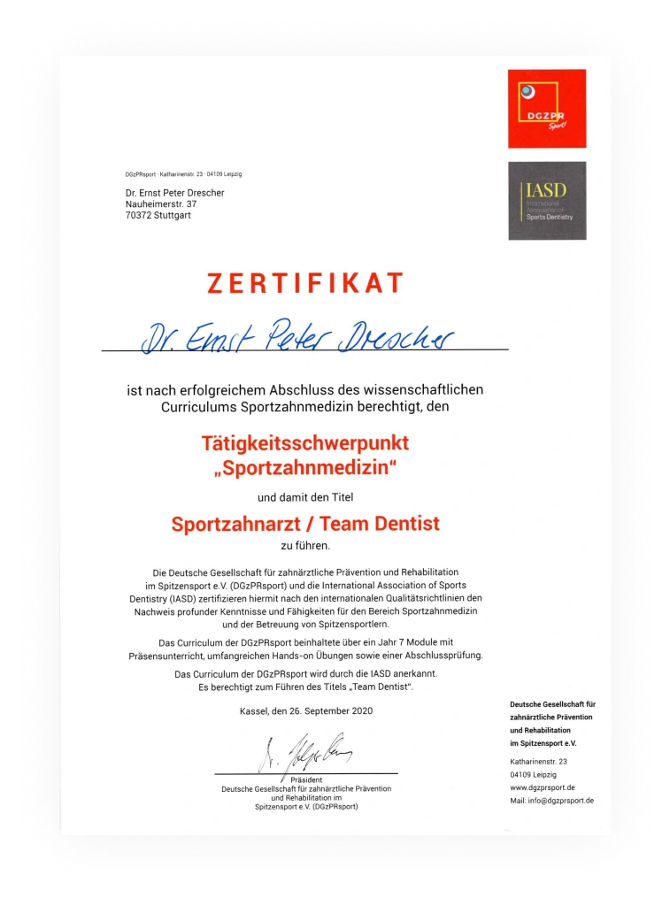 Zertifikat über den Abschluss des Curriculums Sportzahnmedizin, ausgestellt von der Deutschen Gesellschaft für zahnärztliche Prävention und Rehabilitation im Spitzensport e.V. (DGZPRsport).